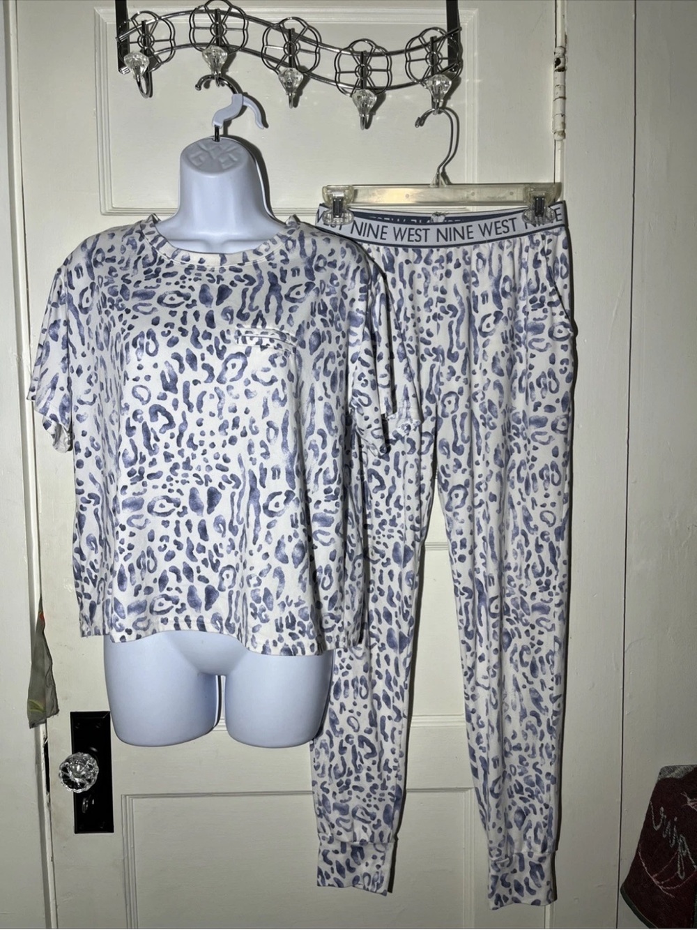 Women’s Pajamas Set Size Medium Nine West Animal Print